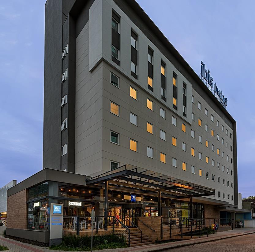 Ibis Budget Blumenau Hotel Exterior photo